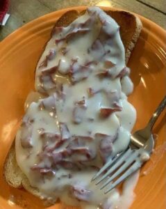 Creamed Chipped Beef On Toast Is a Forgotten Classic