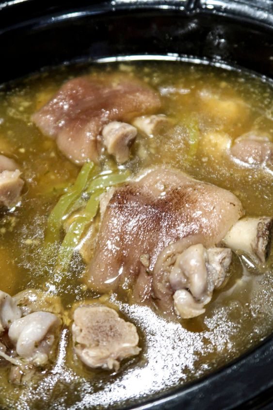Southern style pigs feet cooked in the slow cooker iadun