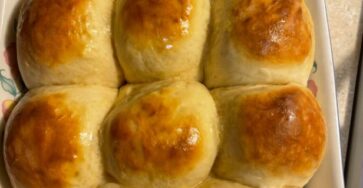One Hour Dinner Rolls
